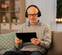4 Senior-Friendly Technology Options To Keep Families Connected